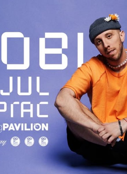 РОБИ в HashtagPAVILION